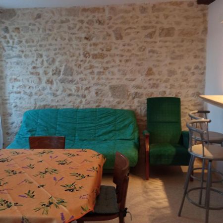 Appartement Centre Petite Ville Poitou Gençay Kültér fotó